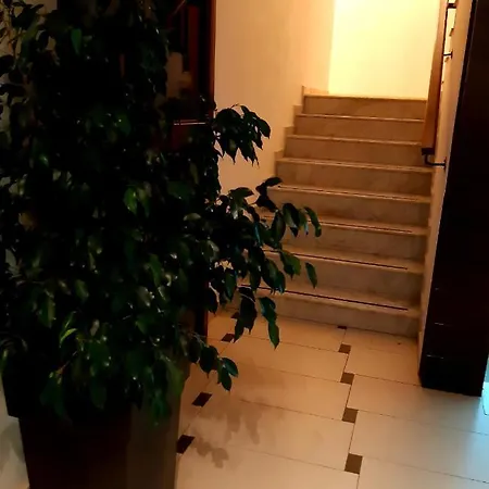 Ilion Ξενοδοχείο *